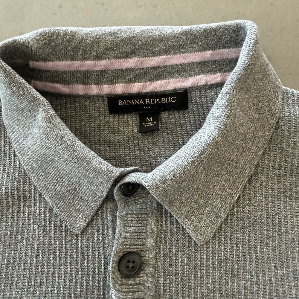 Banana Republic Textured Gray Polo Shirt